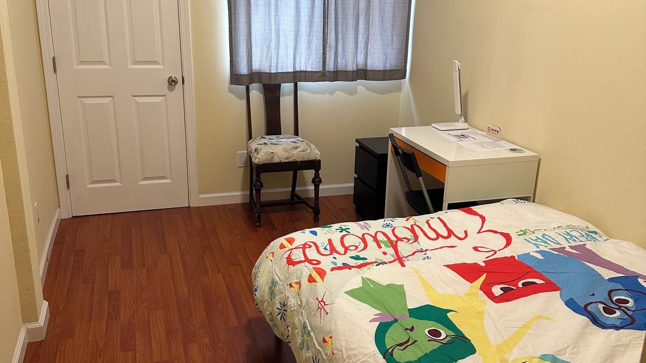 Photo of Bedroom in Outer Richmond