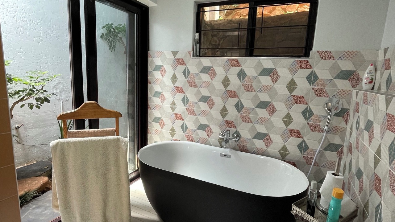Photo of Bathroom in Greater Johannesburg Metropolitan Area