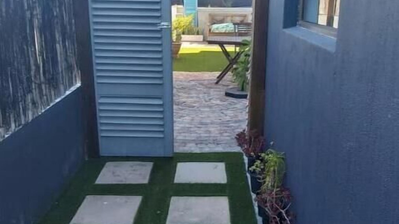 Photo of Patio Balcony in West Beach