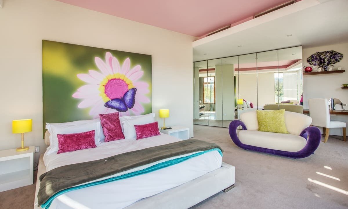 Photo of Bedroom in Elgin