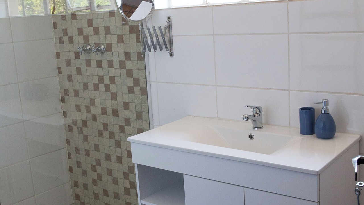 Photo of Bathroom in Hekpoort