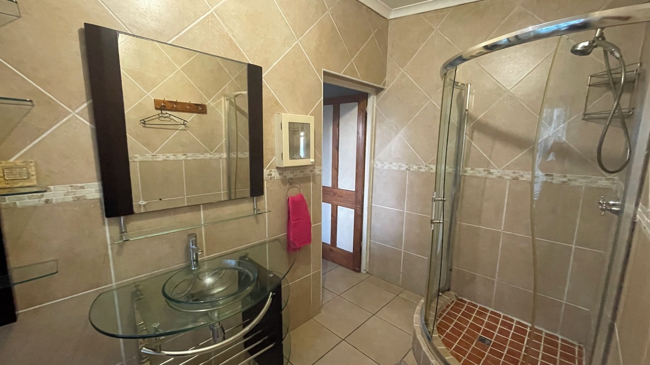 Photo of Bathroom in Warner Beach