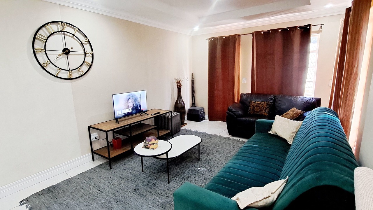 Photo of Livingroom in Woodmead