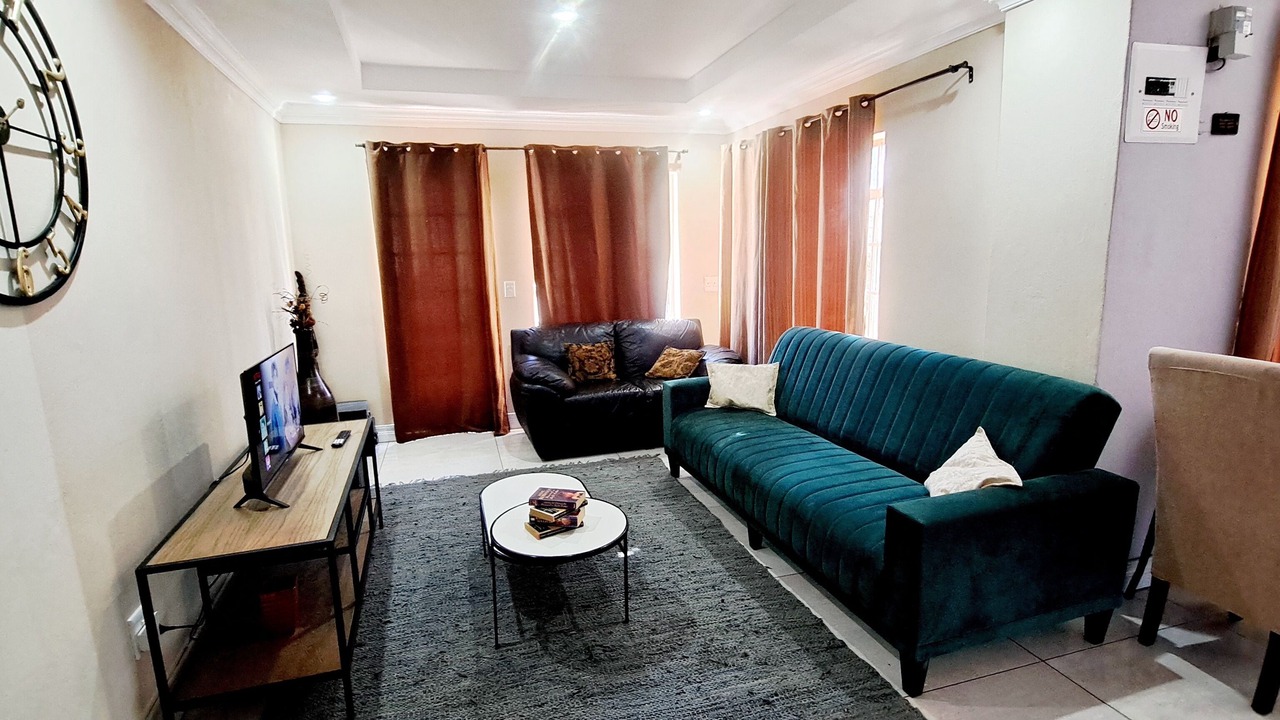 Photo of Livingroom in Woodmead