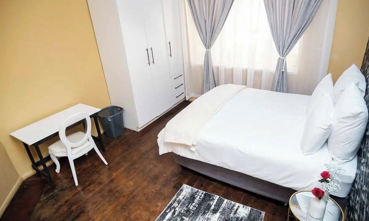 Photo of Bedroom in Greater Johannesburg Metropolitan Area