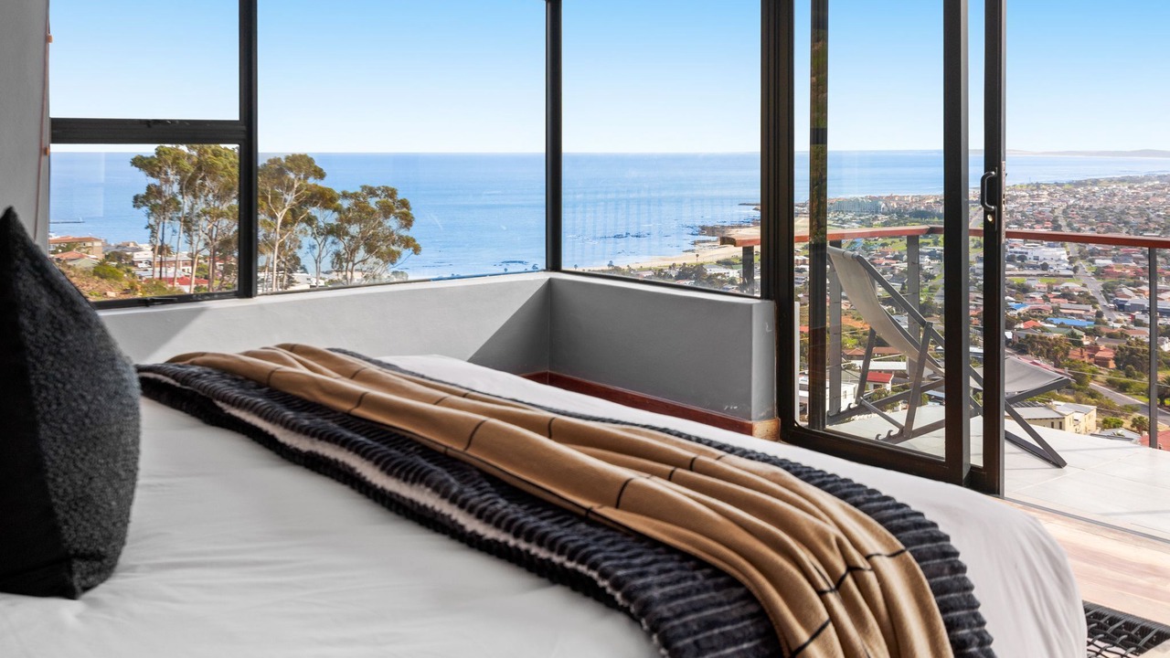 Photo of Bedroom in Mountainside