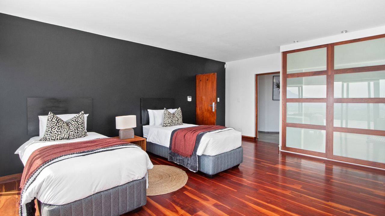 Photo of Bedroom in Mountainside