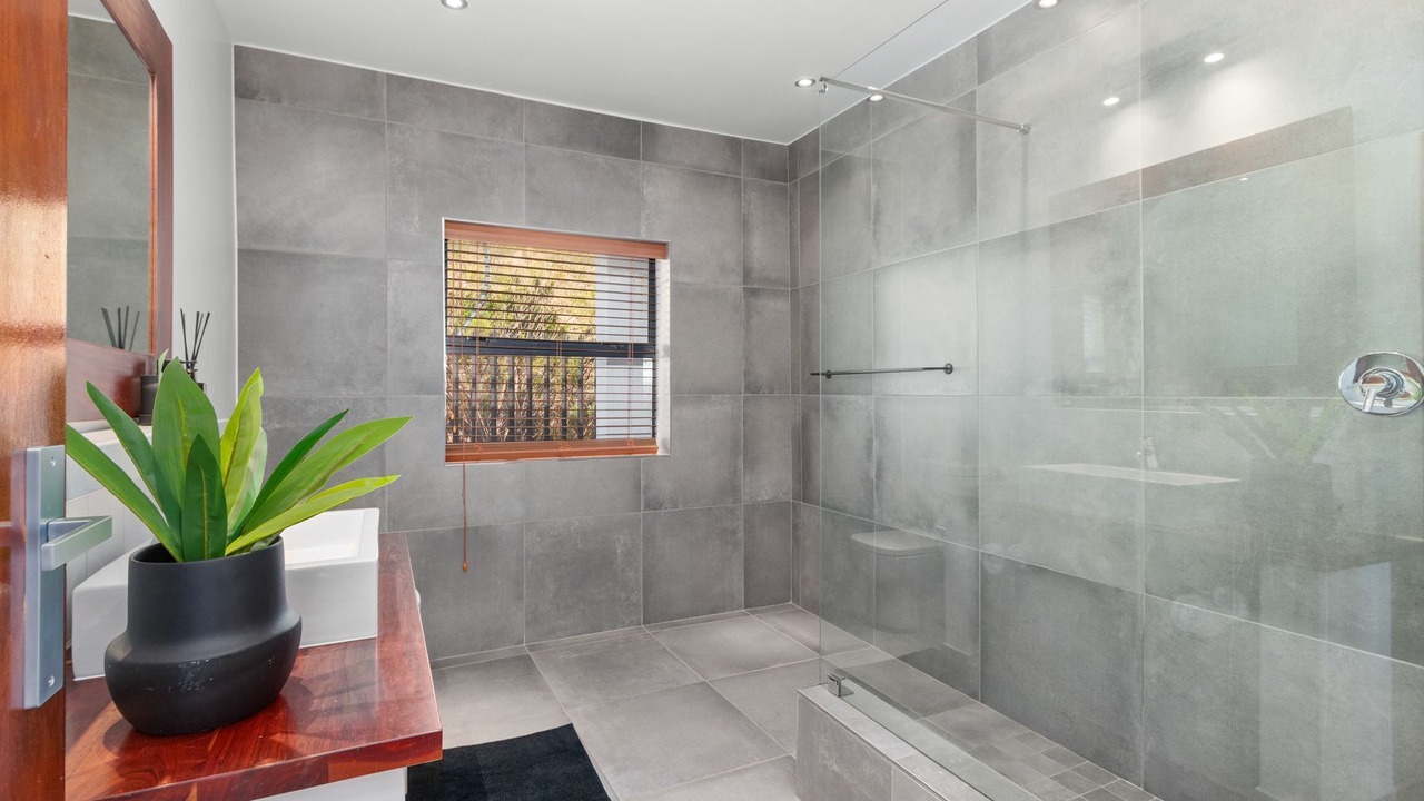 Photo of Bathroom in Mountainside