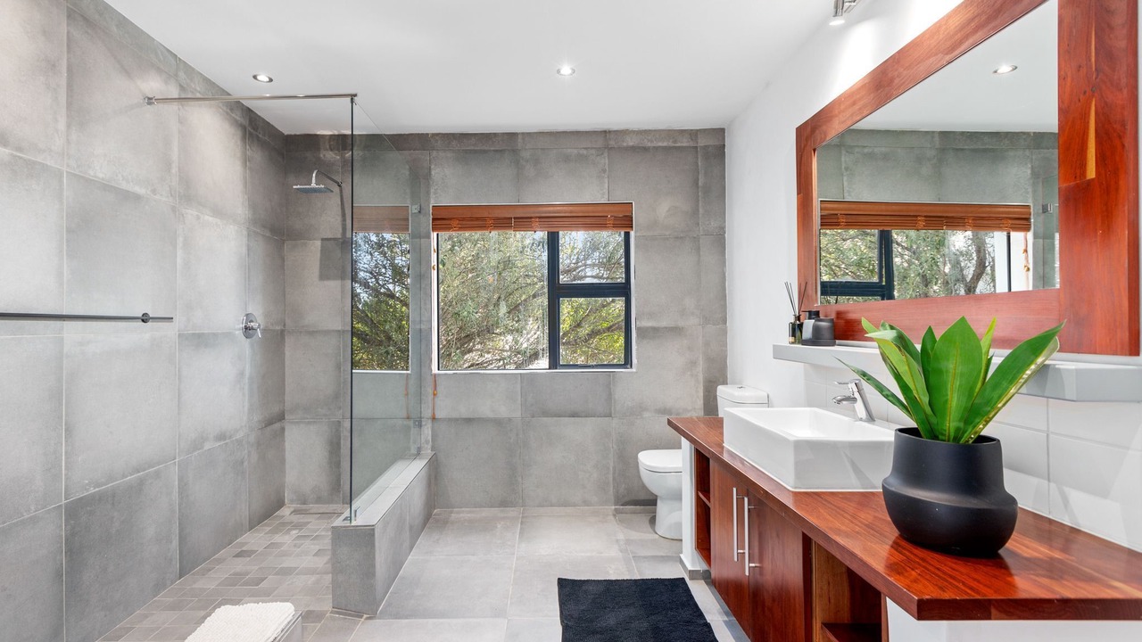 Photo of Bathroom in Mountainside
