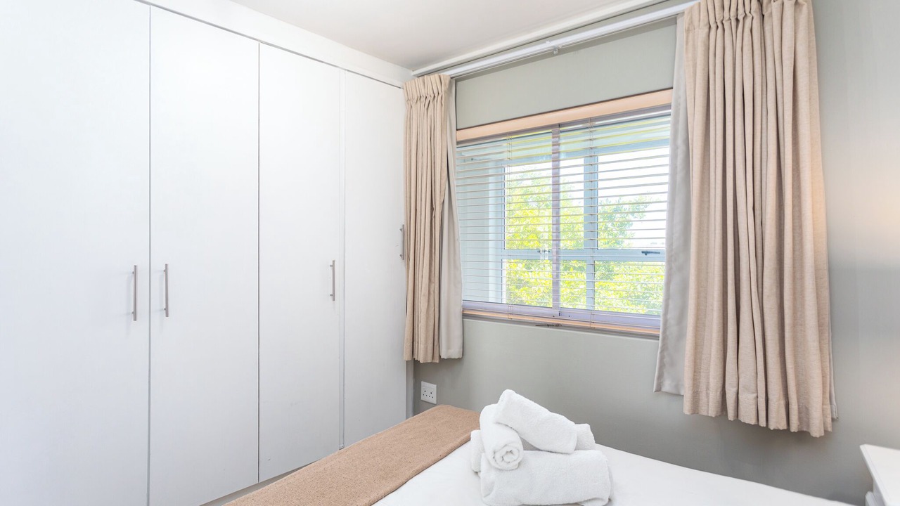 Photo of Bedroom in Lagoon Beach