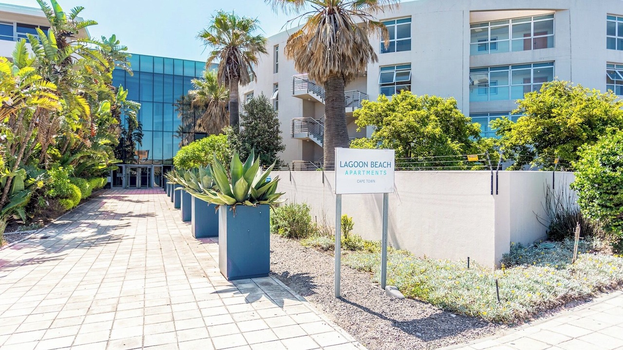 Photo of Outdoor in Lagoon Beach