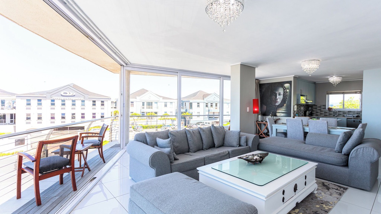 Photo of Livingroom in Lagoon Beach