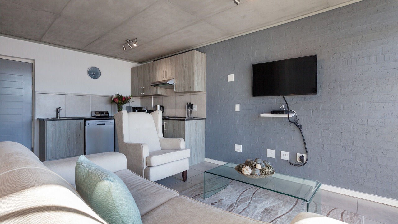 Photo of Livingroom in Milnerton