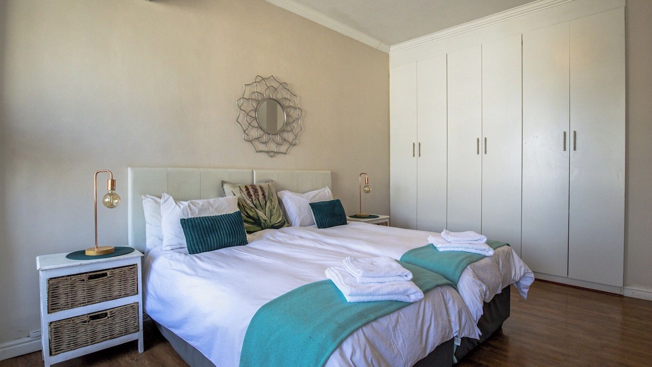 Photo of Bedroom in Three Anchor Bay