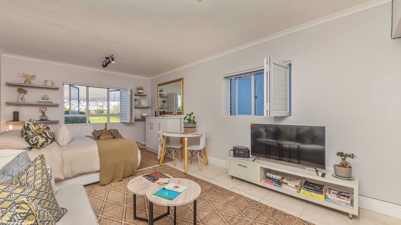 Photo of Bedroom in Mouille Point