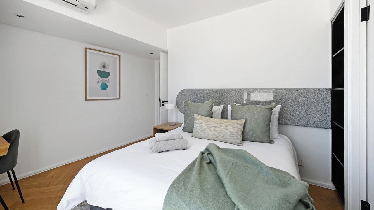 Photo of Bedroom in Cape Town City Centre