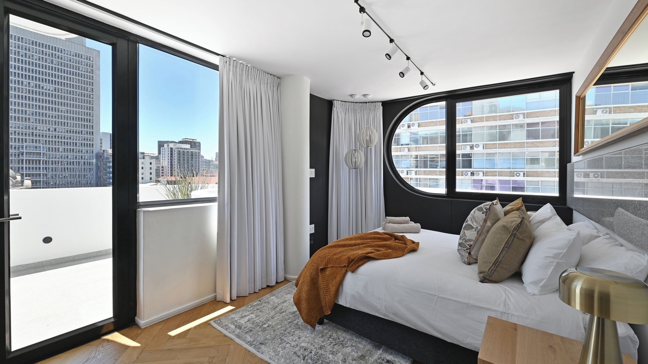 Photo of Bedroom in Cape Town City Centre