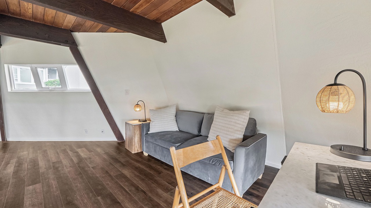 Photo of Livingroom in Moss Beach