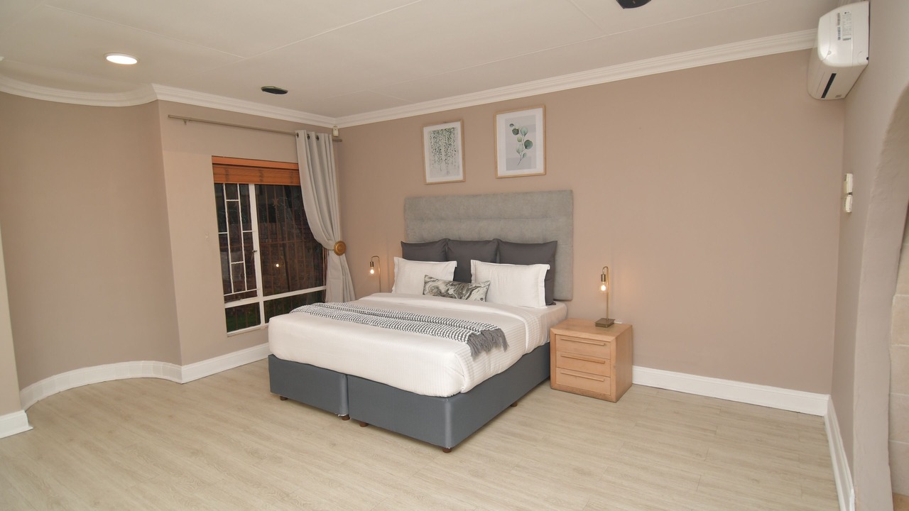 Photo of Bedroom in Waterkloof Glen