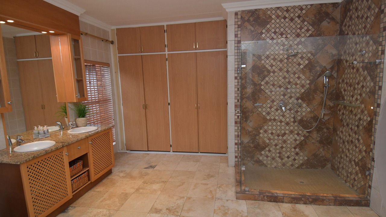 Photo of Bathroom in Waterkloof Glen