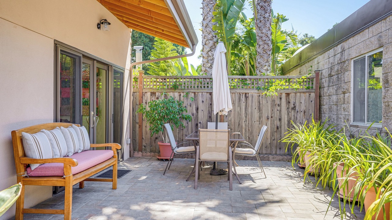 Photo of Outdoor in East End