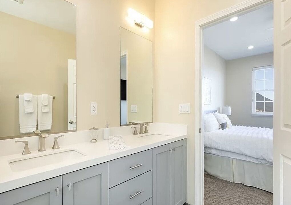 Photo of Bathroom in Kelseyville