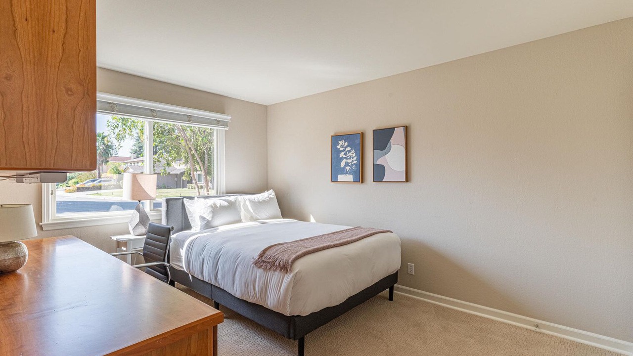 Photo of Bedroom in Waverly Park