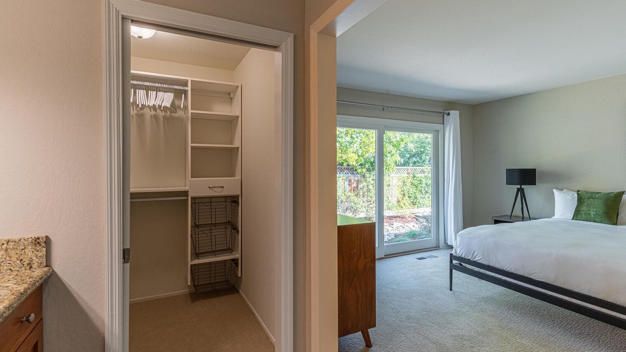 Photo of Bedroom in Waverly Park
