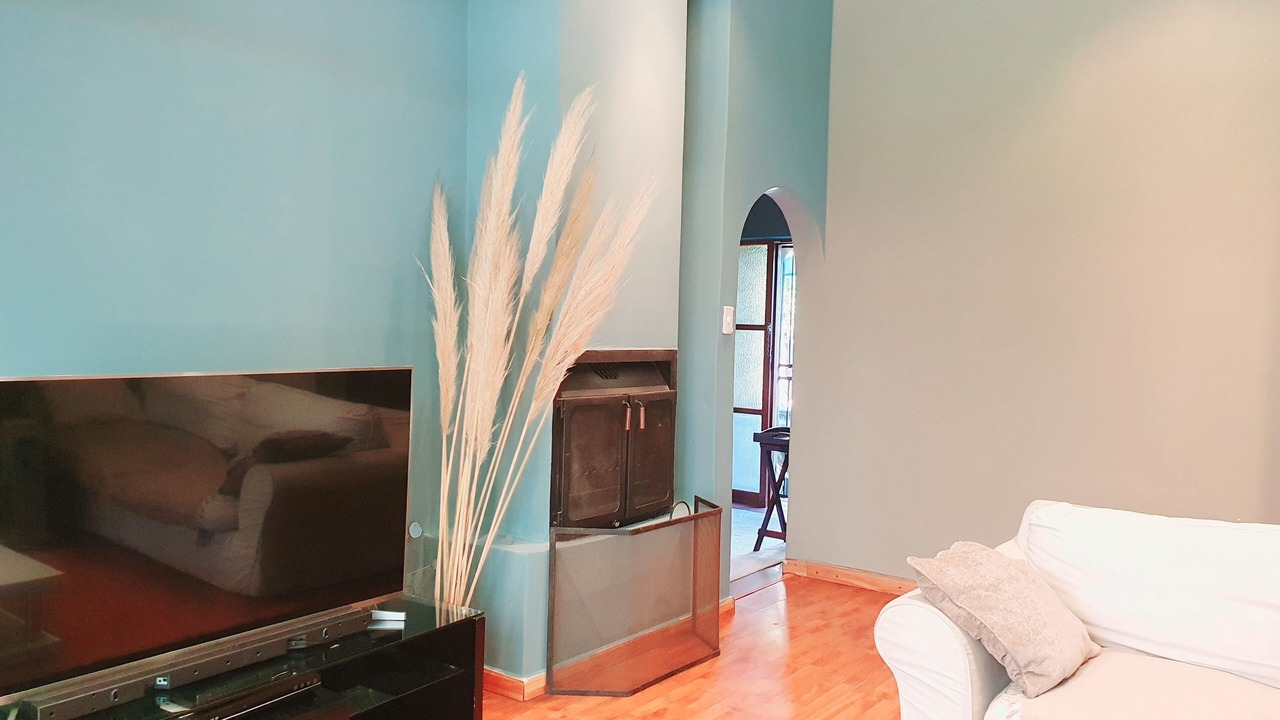 Photo of Livingroom in Greater Johannesburg Metropolitan Area