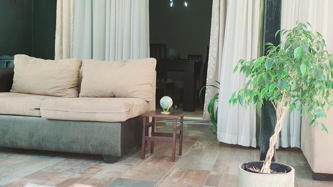 Photo of Livingroom in Greater Johannesburg Metropolitan Area