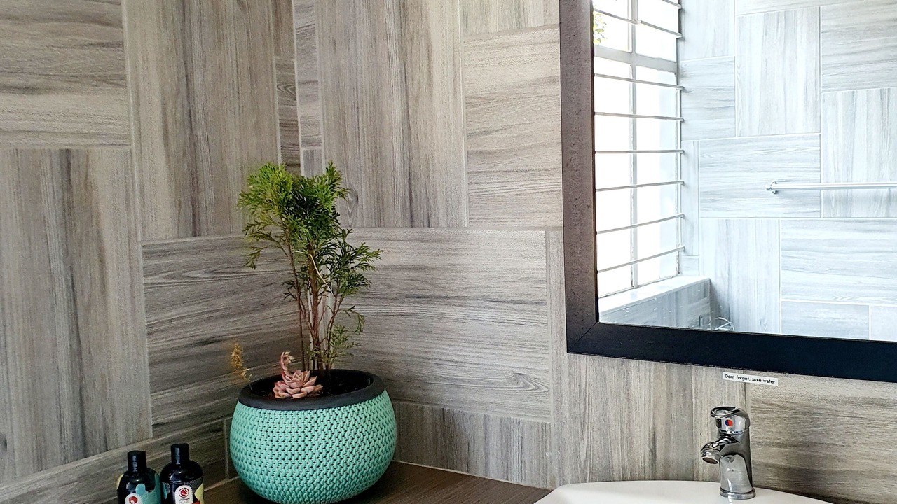 Photo of Bathroom in Greater Johannesburg Metropolitan Area