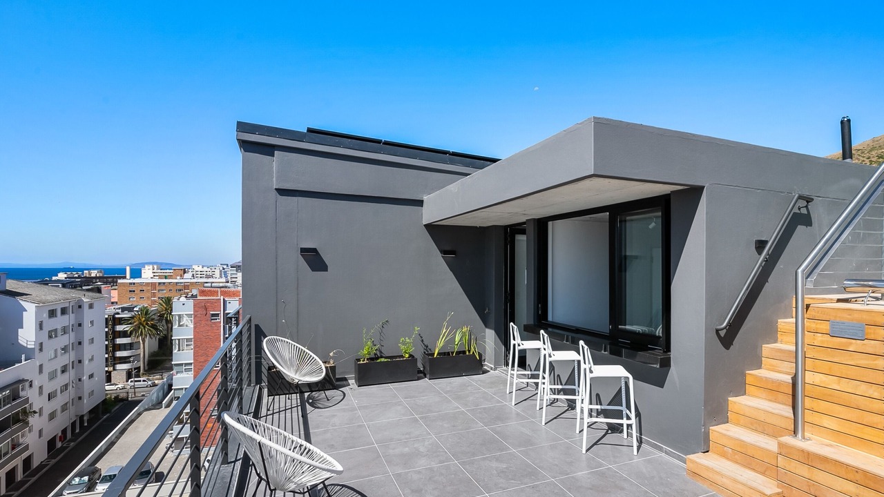 Photo of Patio Balcony in Sea Point