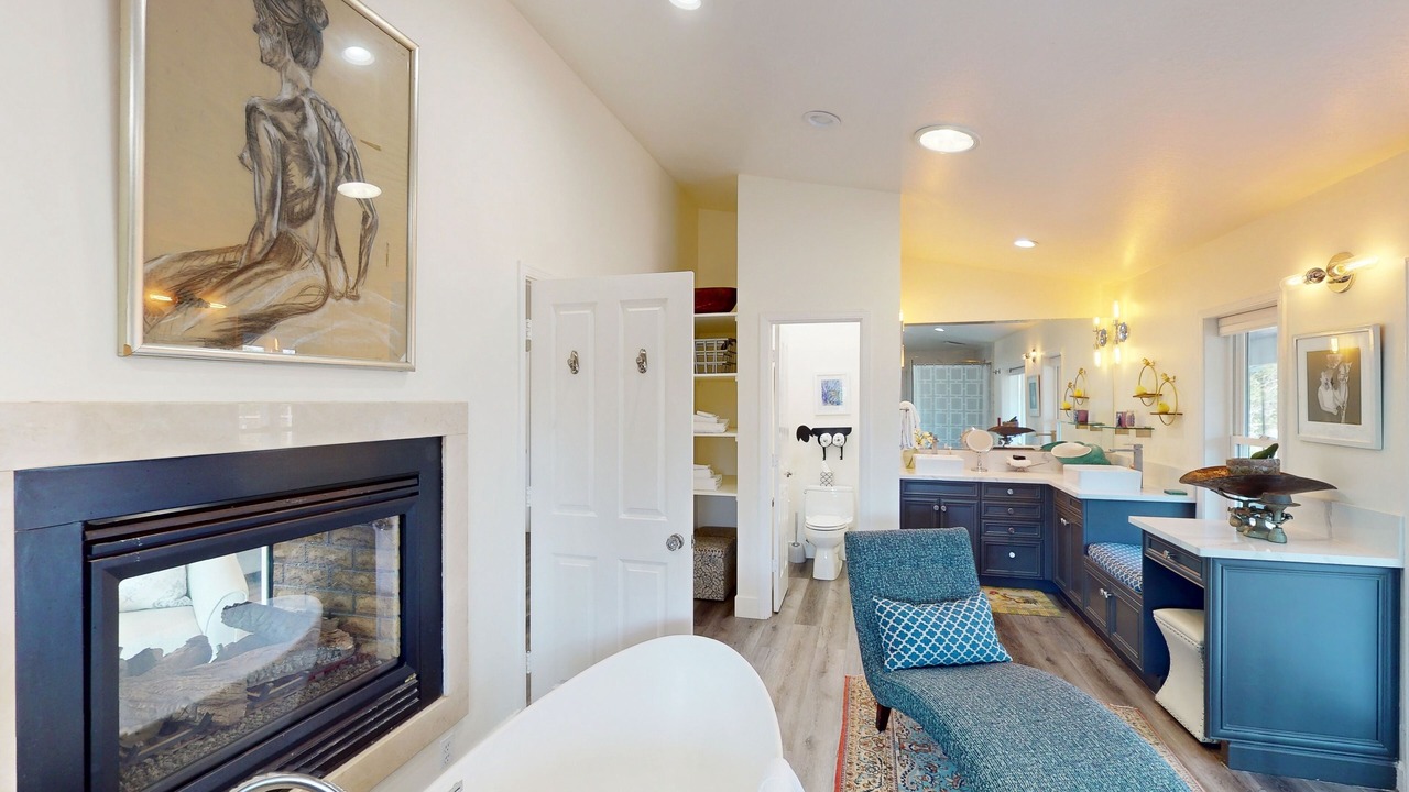 Photo of Bathroom in Riebli-Wallace Neighborhood Group