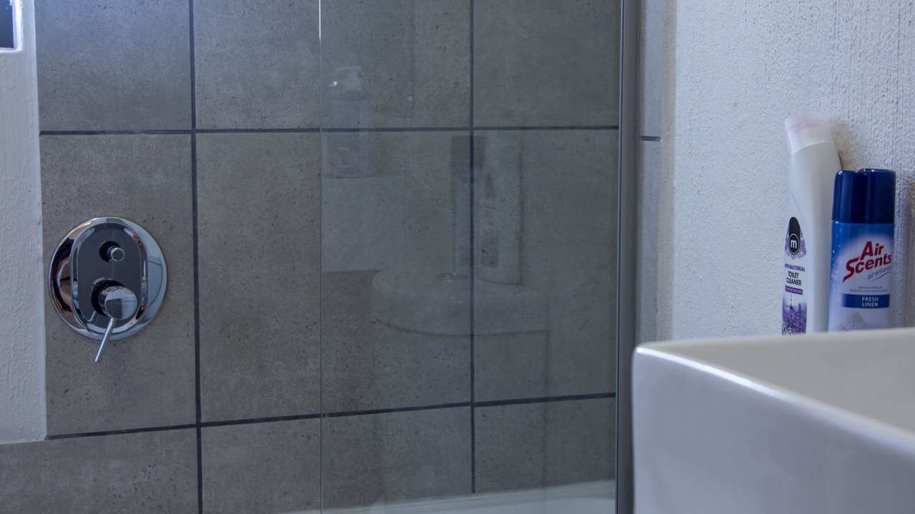 Photo of Bathroom in Greater Johannesburg Metropolitan Area