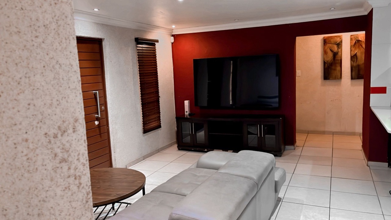Photo of Livingroom in Nelspruit
