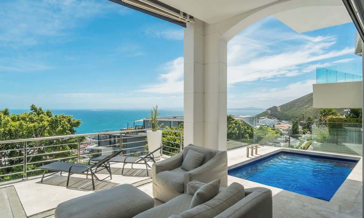 Photo of Outdoor in Bantry Bay