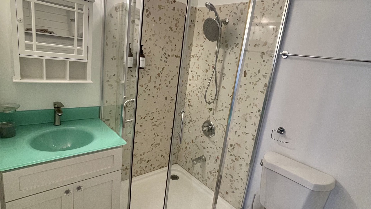 Photo of Bathroom in Oakland