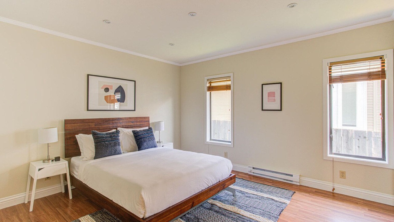 Photo of Bedroom in Downtown