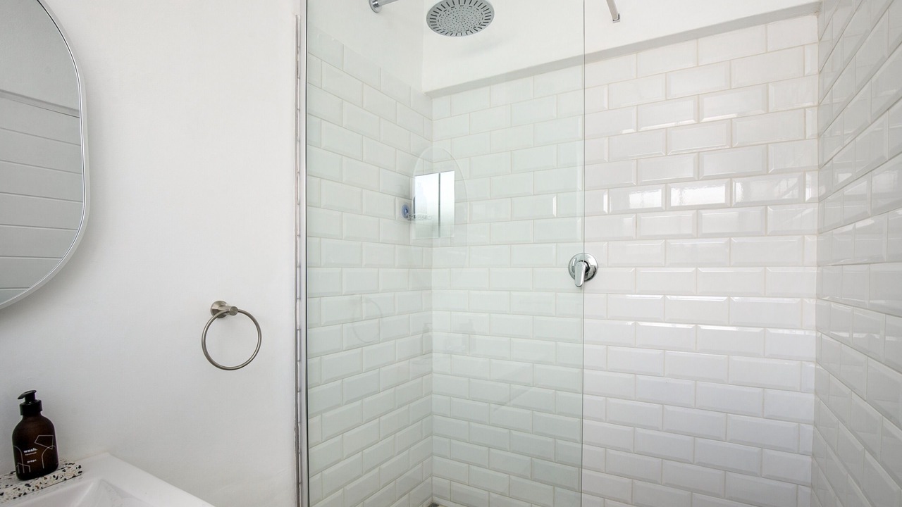 Photo of Bathroom in Three Anchor Bay