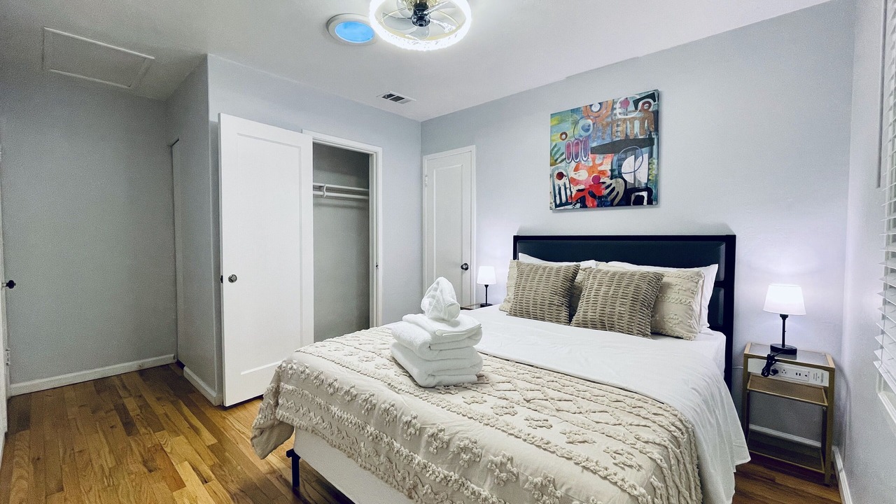 Photo of Bedroom in North Central