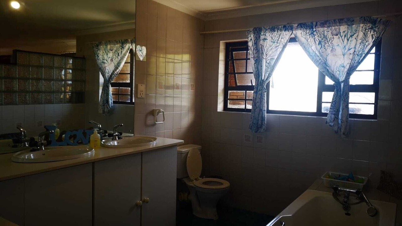 Photo of Bathroom in Westcliff