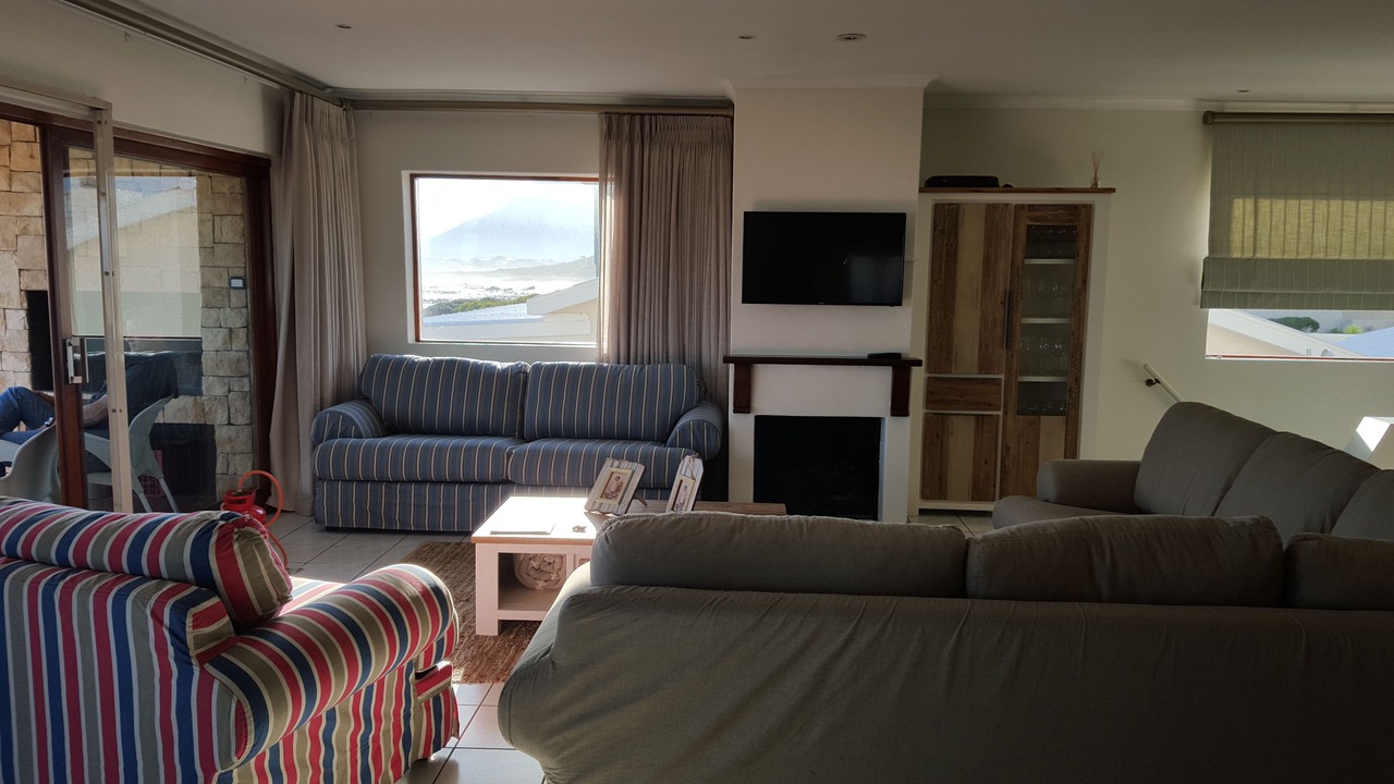 Photo of Livingroom in Sandbaai