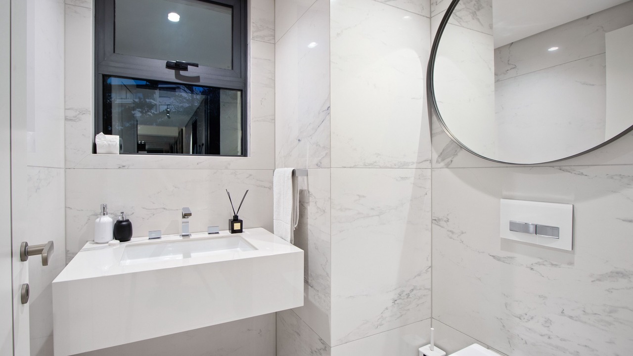 Photo of Bathroom in Bantry Bay