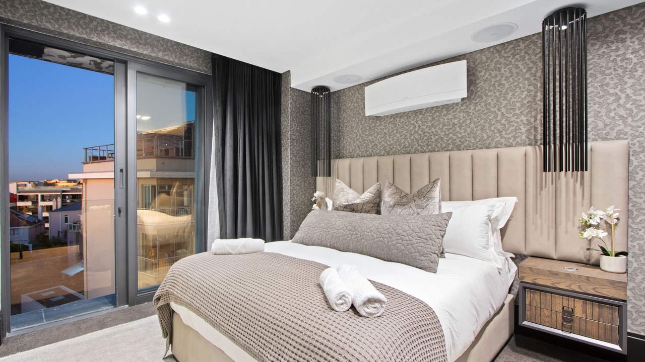 Photo of Bedroom in Bantry Bay