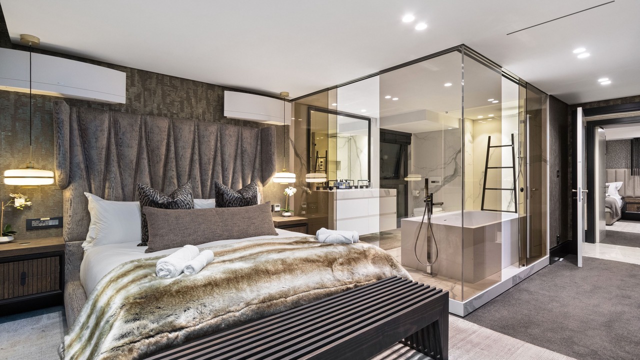 Photo of Bedroom in Bantry Bay