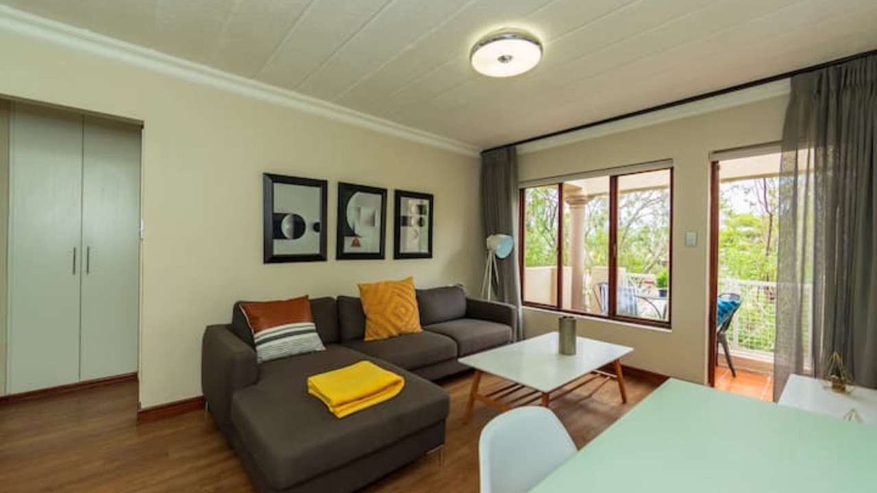 Photo of Livingroom in Greater Johannesburg Metropolitan Area