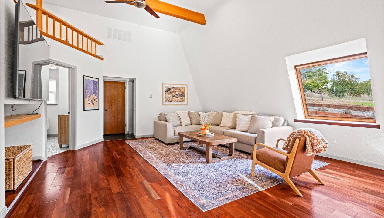 Photo of Livingroom in Healdsburg