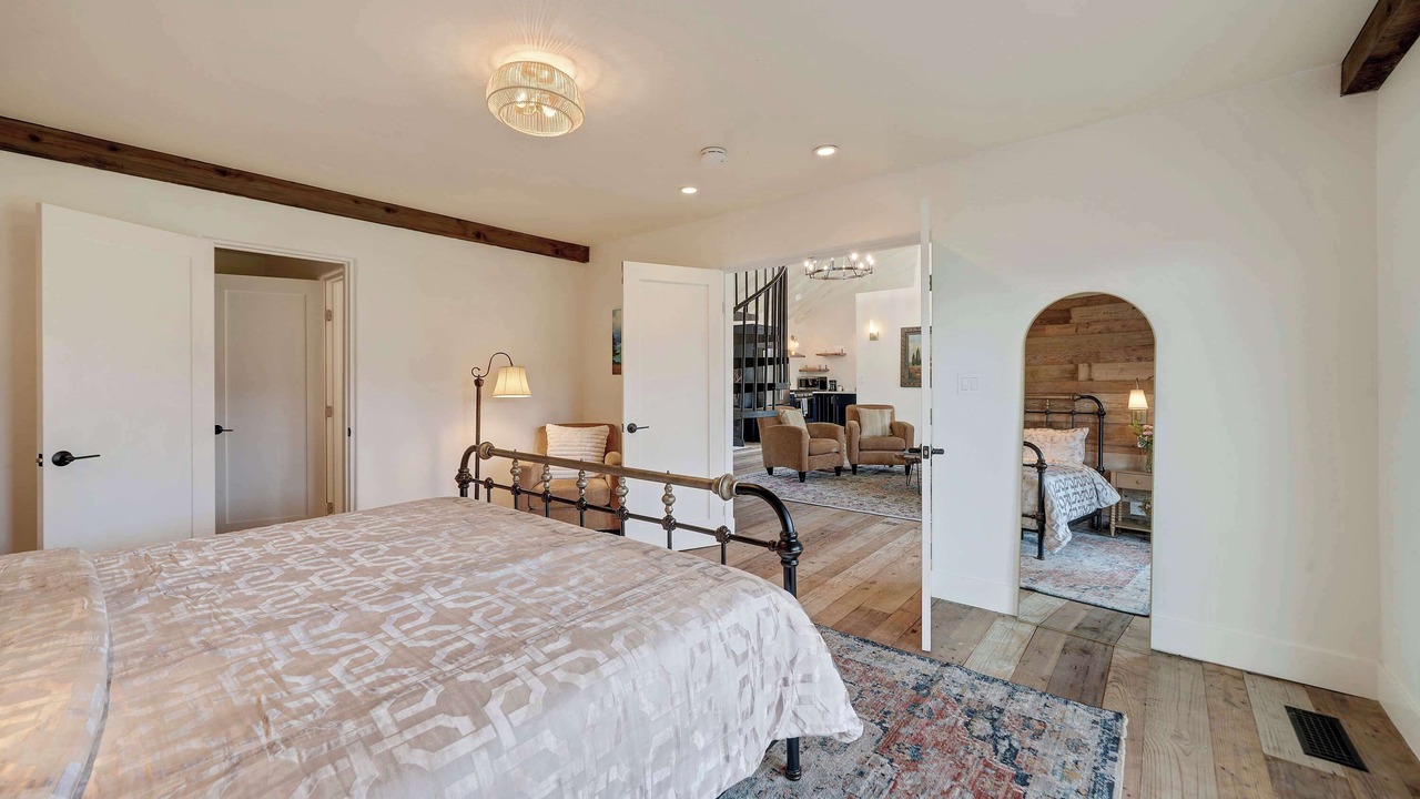 Photo of Bedroom in Calistoga