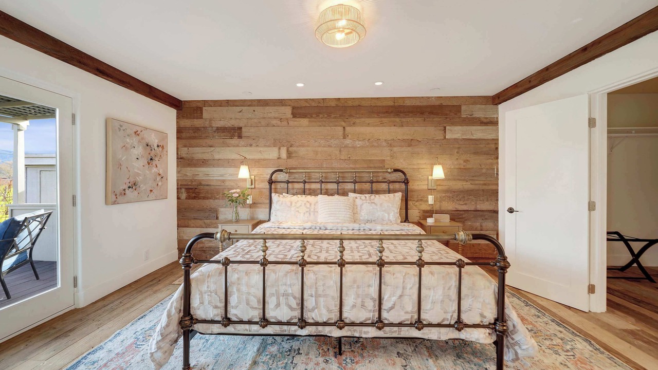 Photo of Bedroom in Calistoga