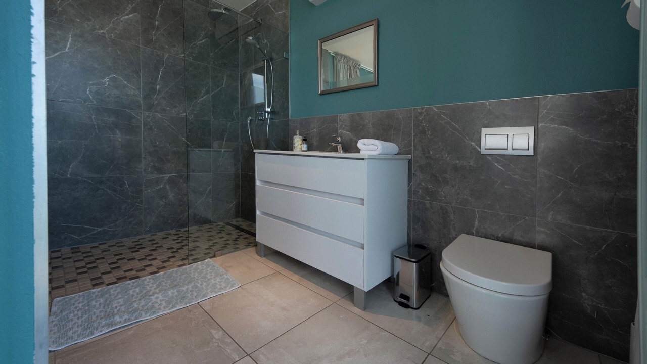 Photo of Bathroom in Mountainside